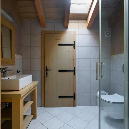 빌라 Bellavista With 8 Bedrooms, Private Pool And Sauna *