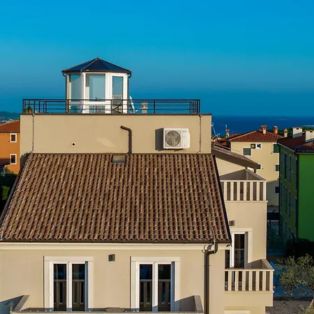 Bellavista With 8 Bedrooms, Private Pool And Sauna *