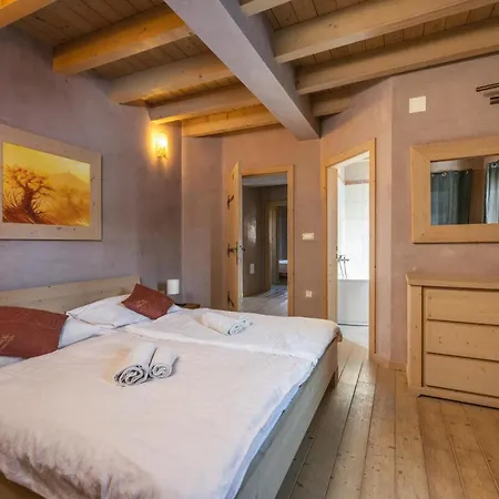 빌라 Bellavista With 8 Bedrooms, Private Pool And Sauna *